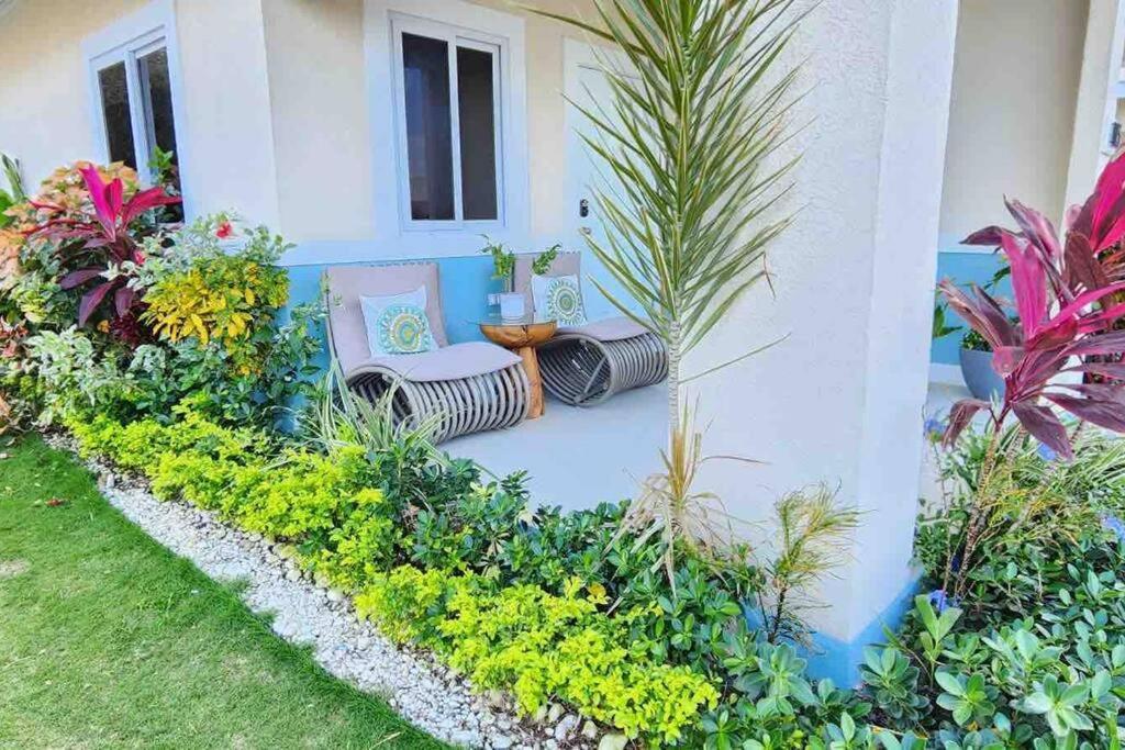 Villa Snooze At Oceanpointe Lucea Exterior foto